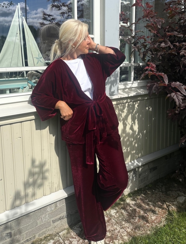 Vabaajapüksid "Lisette", tumepunane samet - Image 3