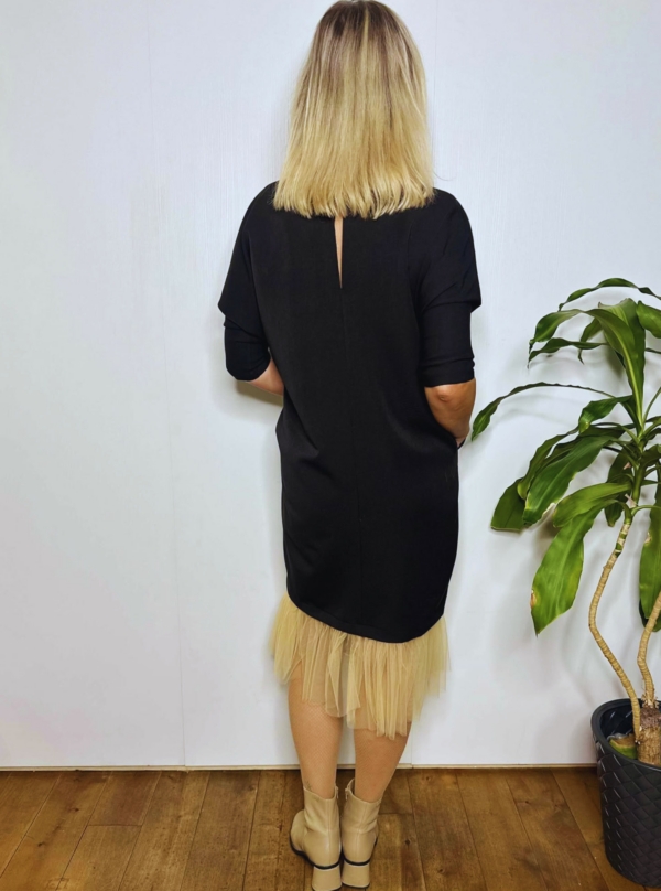 Nahkhiirevarrukatega tülliga kleit “Keili”, must - Image 3