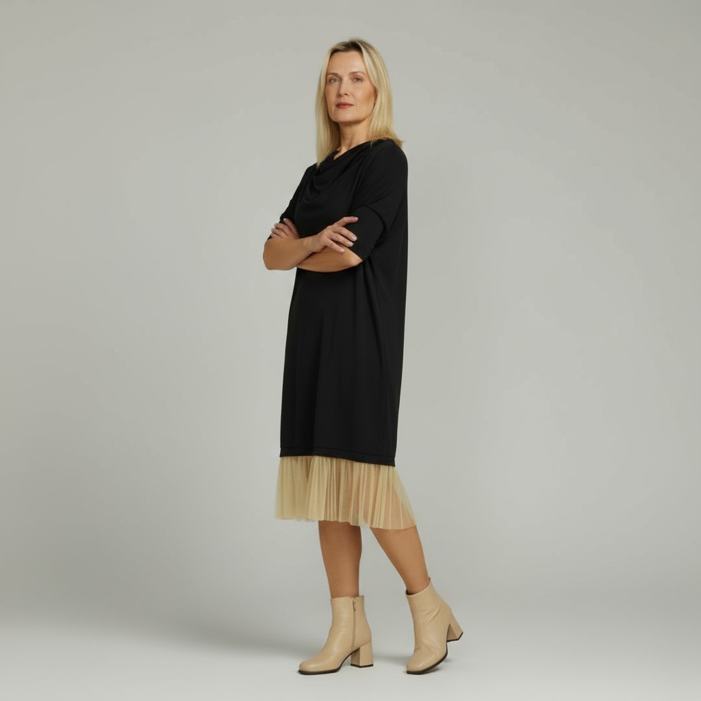 Nahkhiirevarrukatega tülliga kleit “Keili”, must - Image 6